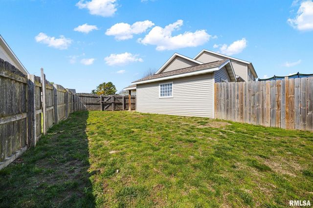 1130 BELSLY Way, Metamora, IL 61548