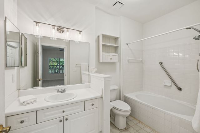 2025 Woodmont Blvd Apt 223, Nashville, TN 37215