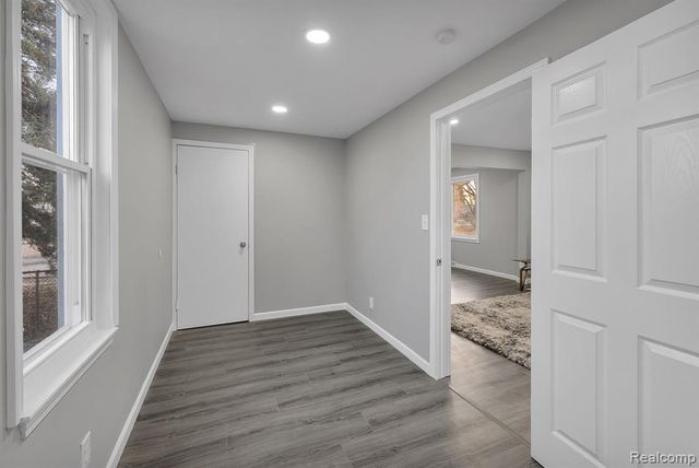 7519 Barrie Street, Dearborn, MI 48126