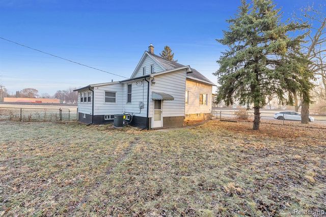 7519 Barrie Street, Dearborn, MI 48126