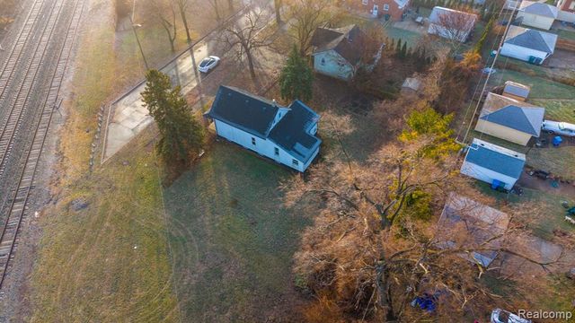 7519 Barrie Street, Dearborn, MI 48126