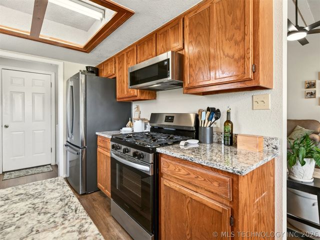 1240 E 163rd Street N, Skiatook, OK 74070