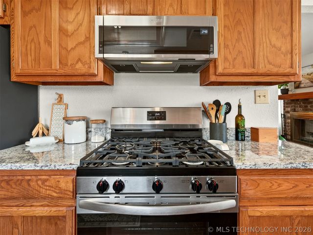 1240 E 163rd Street N, Skiatook, OK 74070