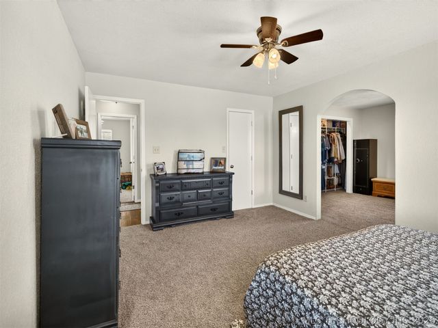 1240 E 163rd Street N, Skiatook, OK 74070