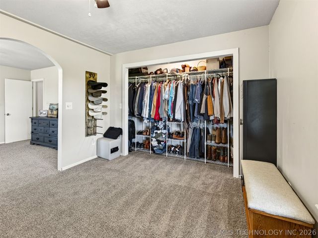 1240 E 163rd Street N, Skiatook, OK 74070