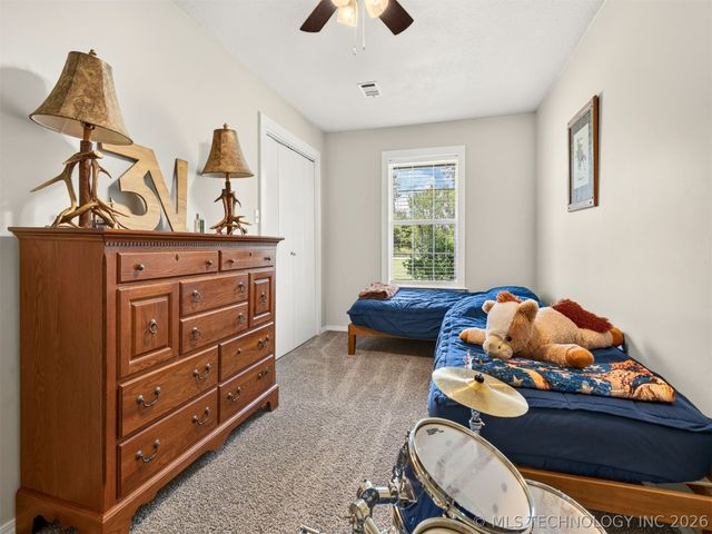 1240 E 163rd Street N, Skiatook, OK 74070