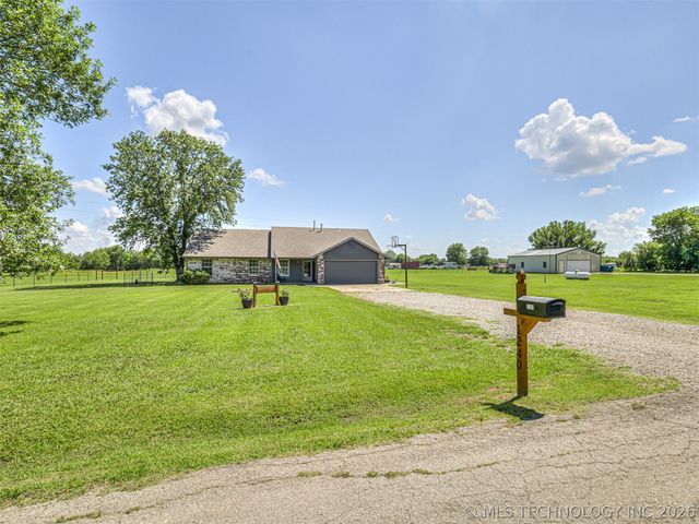 1240 E 163rd Street N, Skiatook, OK 74070