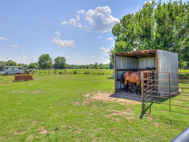 1240 E 163rd Street N, Skiatook, OK 74070
