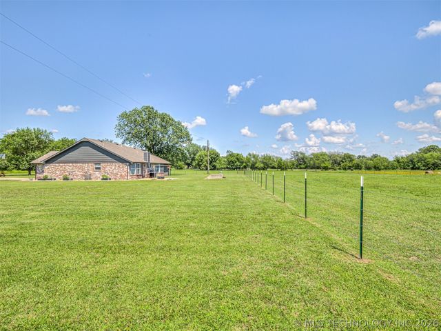 1240 E 163rd Street N, Skiatook, OK 74070
