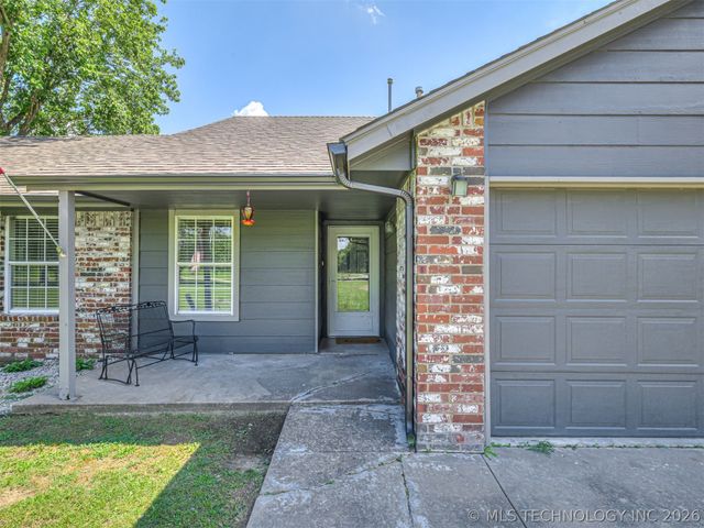 1240 E 163rd Street N, Skiatook, OK 74070