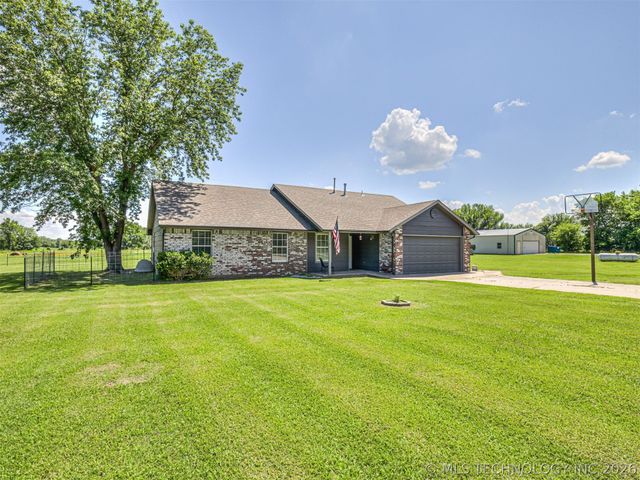 1240 E 163rd Street N, Skiatook, OK 74070