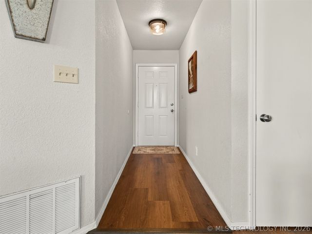 1240 E 163rd Street N, Skiatook, OK 74070