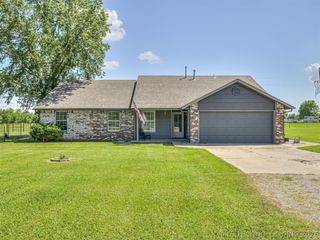 1240 E 163rd Street N, Skiatook, OK 74070