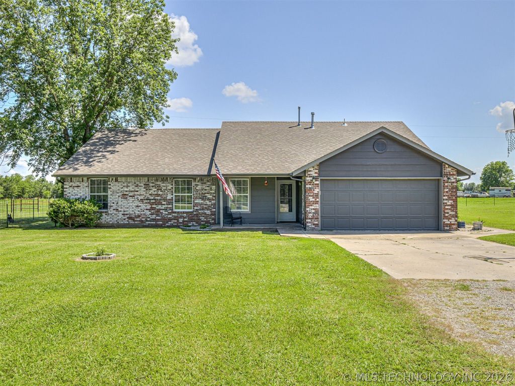 1240 E 163rd Street N, Skiatook, OK 74070