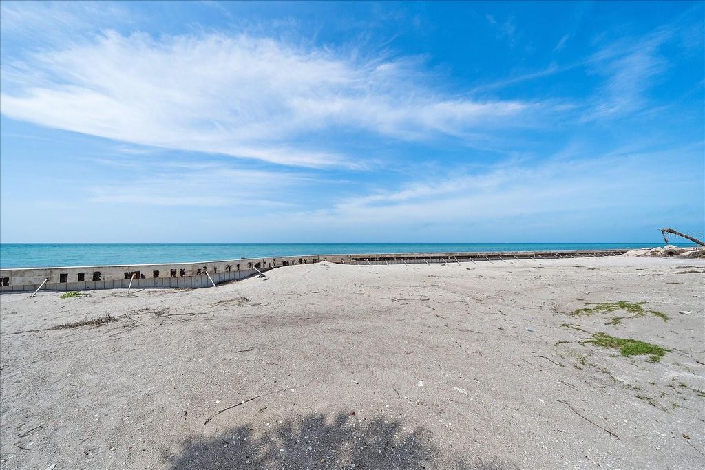 Image 18 of property listing at 7160 MANASOTA KEY ROAD, Englewood, FL 34223