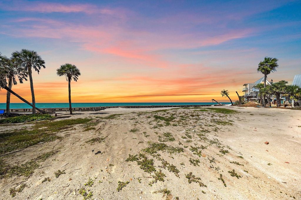 Image 23 of property listing at 7160 MANASOTA KEY ROAD, Englewood, FL 34223