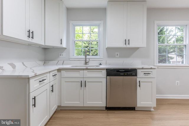 9400 CHATHAM ST, Manassas, VA 20110
