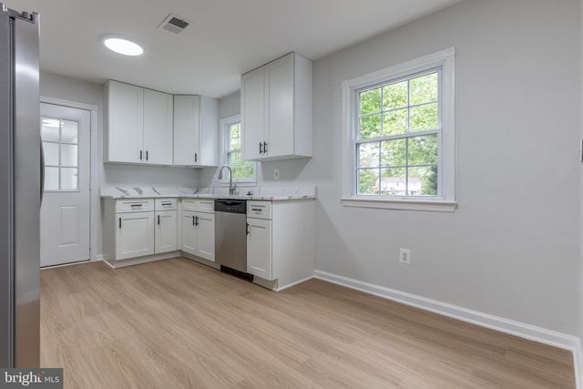 9400 CHATHAM ST, Manassas, VA 20110