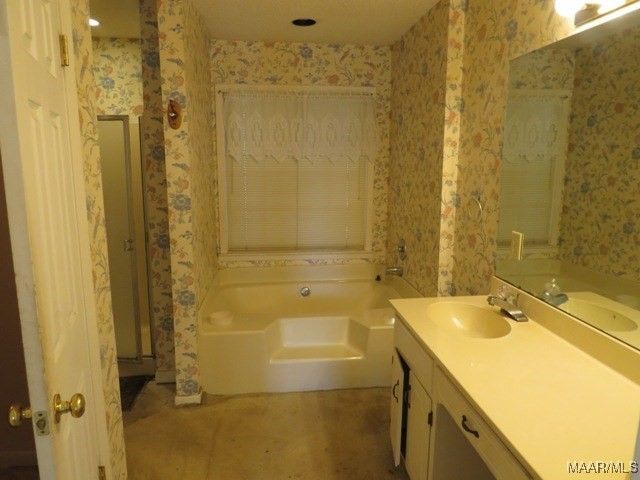 6329 OLD POND Road, Montgomery, AL 36117