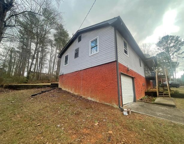 8855 Daerwater Drive, Winston, GA 30187