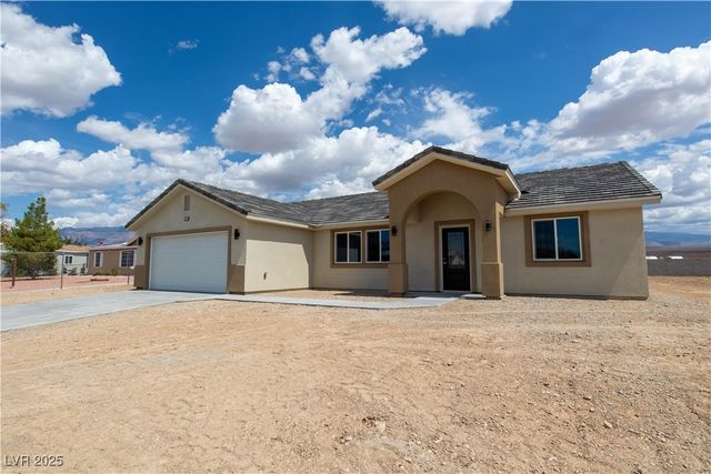 3925 North Mayfield Ranch Road, Pahrump, NV 89060