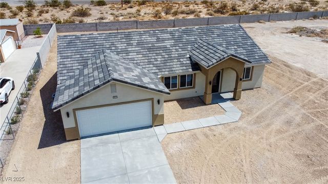 3925 North Mayfield Ranch Road, Pahrump, NV 89060