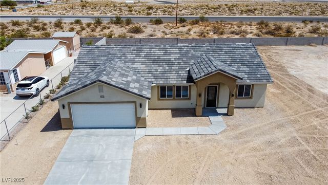 3925 North Mayfield Ranch Road, Pahrump, NV 89060