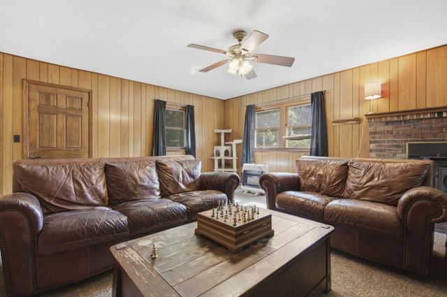 1026 S Bruce Avenue, Springfield, MO 65804
