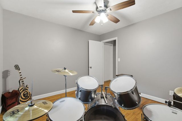 1026 S Bruce Avenue, Springfield, MO 65804