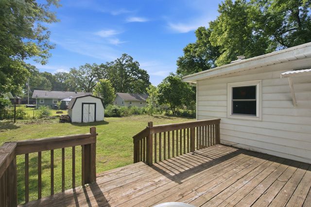 1026 S Bruce Avenue, Springfield, MO 65804