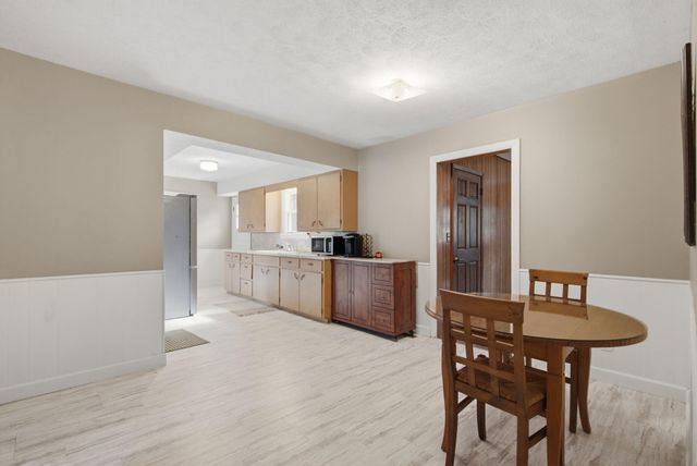 1026 S Bruce Avenue, Springfield, MO 65804