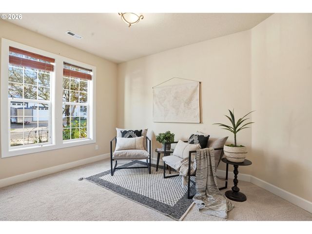 3290 RIDGE POINTE Dr, Forest Grove, OR 97116