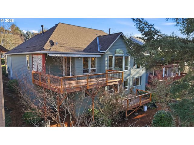 3290 RIDGE POINTE Dr, Forest Grove, OR 97116