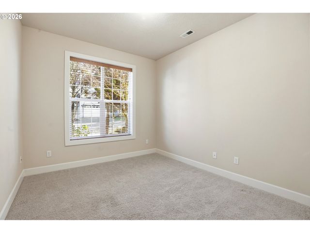 3290 RIDGE POINTE Dr, Forest Grove, OR 97116