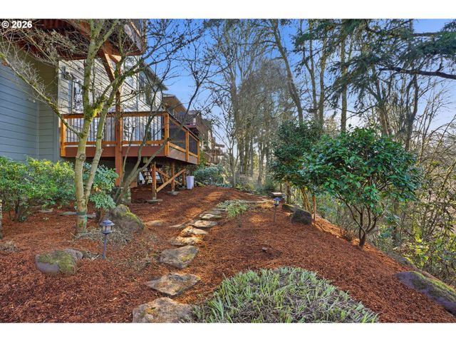3290 RIDGE POINTE Dr, Forest Grove, OR 97116