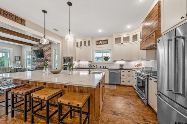 3022 CR 3802, Bullard, TX 75757