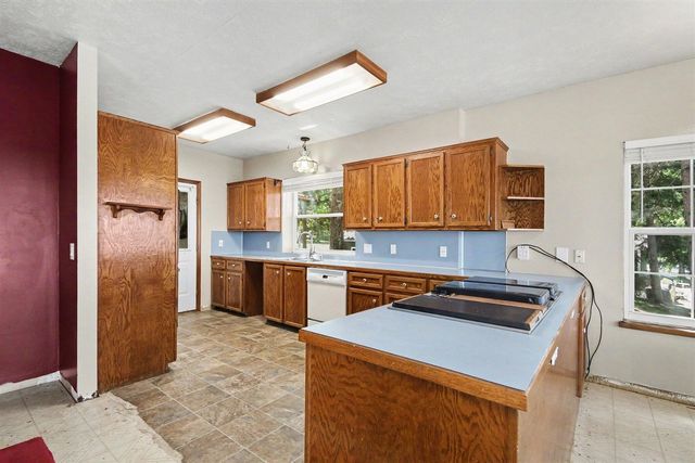 9351 S Catalpa Avenue, Newaygo, MI 49337