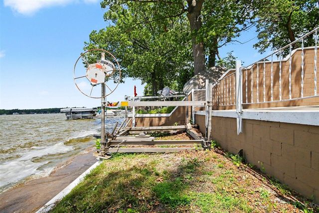 9351 S Catalpa Avenue, Newaygo, MI 49337