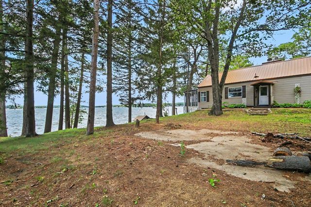 9351 S Catalpa Avenue, Newaygo, MI 49337