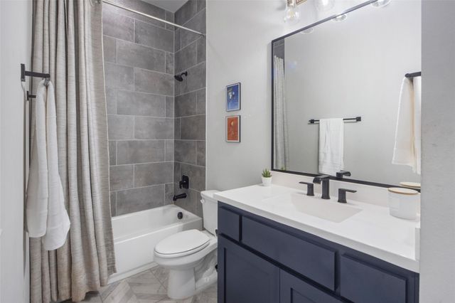 6801 Little Serenity CV, Jonestown, TX 78645