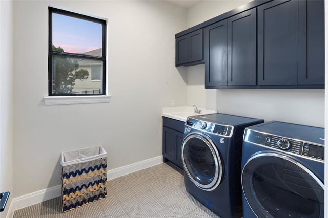 6801 Little Serenity CV, Jonestown, TX 78645