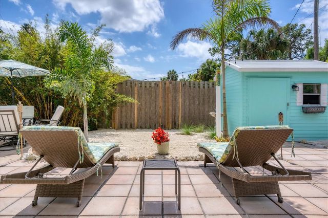 401 LEACH STREET, Englewood, FL 34223