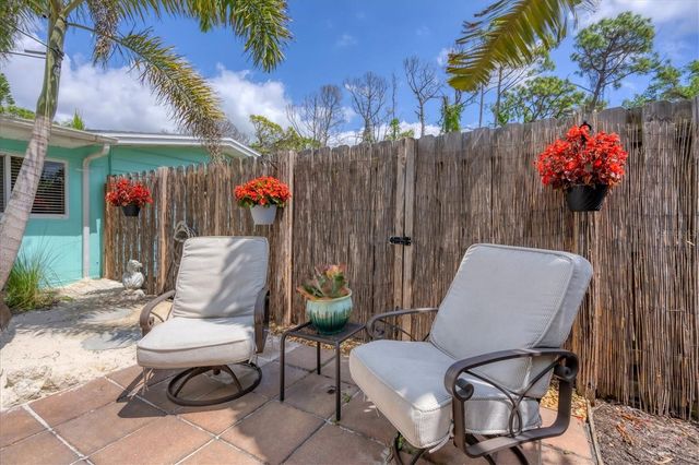 401 LEACH STREET, Englewood, FL 34223
