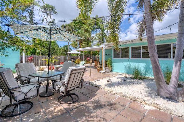 401 LEACH STREET, Englewood, FL 34223