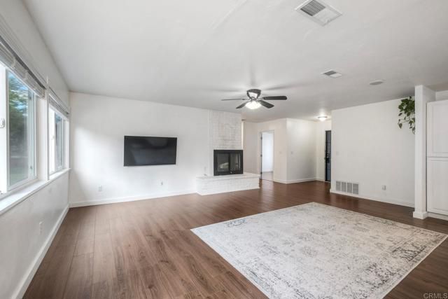 338 Rancho Vista Place, Vista, CA 92083