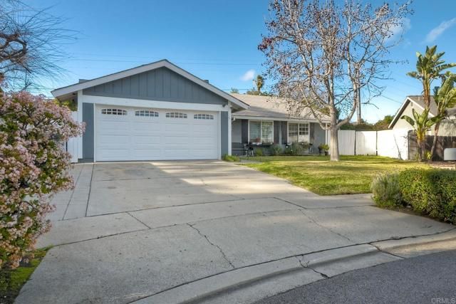 338 Rancho Vista Place, Vista, CA 92083