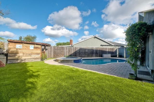 338 Rancho Vista Place, Vista, CA 92083