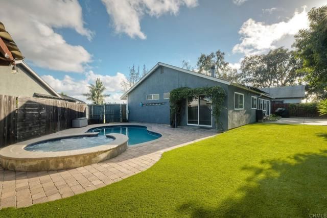 338 Rancho Vista Place, Vista, CA 92083