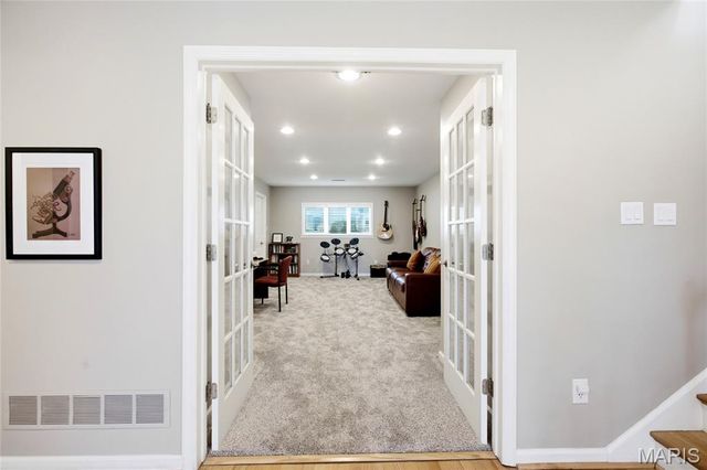 1858 Oxborough Court, Chesterfield, MO 63017