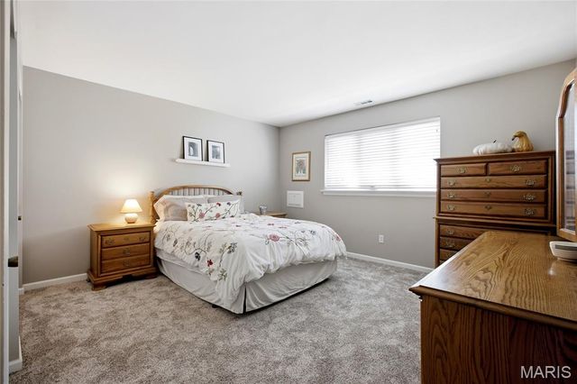 1858 Oxborough Court, Chesterfield, MO 63017